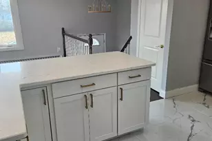 149 Truxton Rd, Dix Hills, NY 11746 - Photo 10