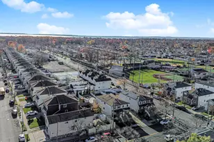 11 Ironwood St, New York, NY 10308 - Photo 2