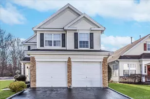 12 Jennifer Ln, Middle Island, NY 11953 - Photo 2