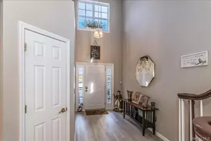 12 Jennifer Ln, Middle Island, NY 11953 - Photo 4