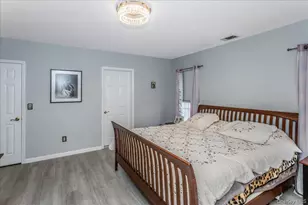 12 Jennifer Ln, Middle Island, NY 11953 - Photo 18