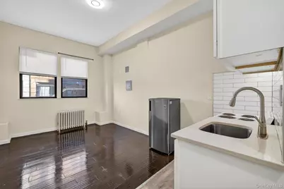 158 Willow Street #1C, Yonkers, NY 10701 - Photo 1