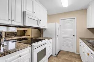 224 Springmeadow Dr, Holbrook, NY 11741 - Photo 12