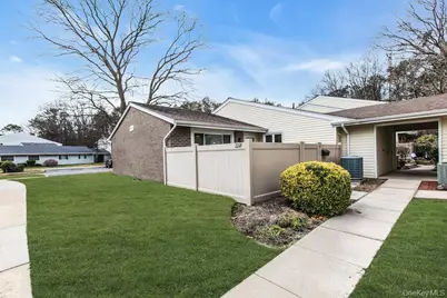 224 Springmeadow Drive #F, Holbrook, NY 11741 - Photo 2