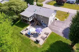 1 N Amundsen Ln, Airmont, NY 10901 - Photo 4