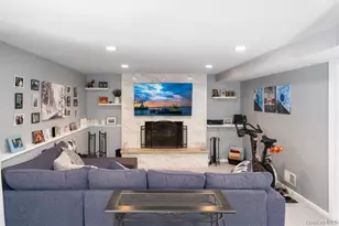 1 N Amundsen Ln, Airmont, NY 10901 - Photo 18