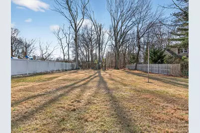 180 W Washington Avenue, Pearl River, NY 10965 - Photo 36