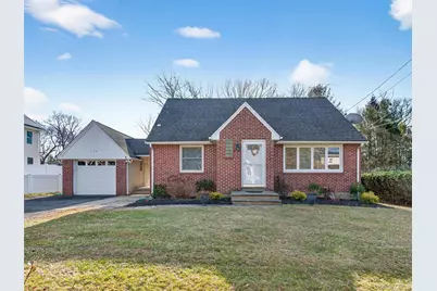 180 W Washington Avenue, Pearl River, NY 10965 - Photo 1