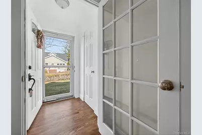 180 W Washington Avenue, Pearl River, NY 10965 - Photo 30