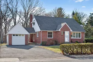 180 W Washington Ave, Pearl River, NY 10965 - Photo 2