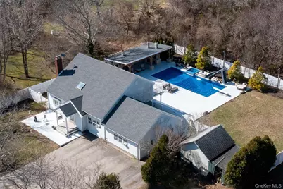 56861 Private Rd B (Main), Southold, NY 11971 - Photo 32