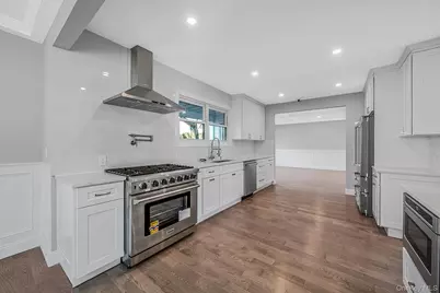 141 Wilmot Road, Scarsdale, NY 10583 - Photo 14