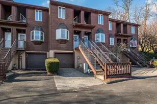 8 Davids Ln, Ossining, NY 10562 - Photo 2