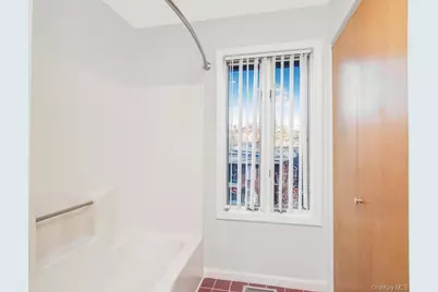 8 Davids Lane, Ossining, NY 10562 - Photo 16