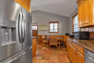 2528 Balsam Ave, East Meadow, NY 11554 - Photo 6