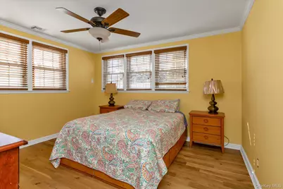 2528 Balsam Avenue, East Meadow, NY 11554 - Photo 10