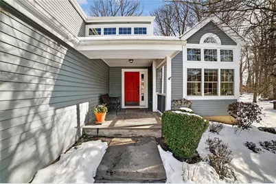 305 Rockwood Court, Yorktown Heights, NY 10598 - Photo 4