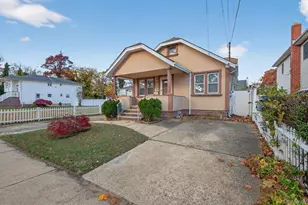 132 S Terrace Pl, Valley Stream, NY 11580 - Photo 1