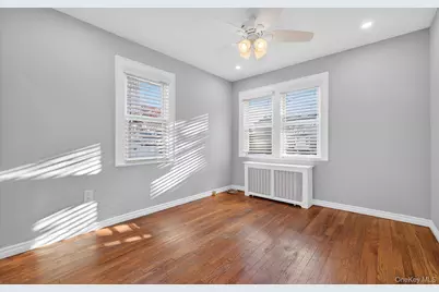 132 S Terrace Place, Valley Stream, NY 11580 - Photo 14