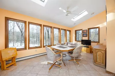 5 Chestnut Ridge Road, Poughkeepsie, NY 12603 - Photo 8