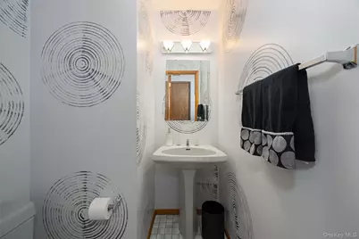 5 Chestnut Ridge Road, Poughkeepsie, NY 12603 - Photo 16