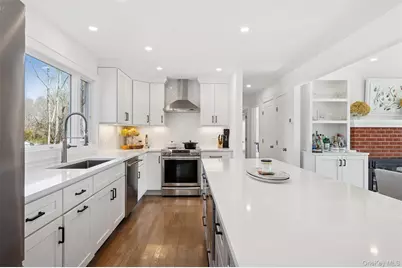 580 Gin Lane, Southold, NY 11971 - Photo 8