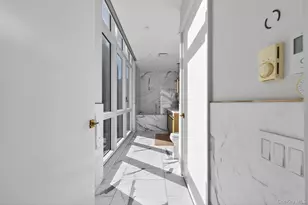 305 E 51st St, New York, NY 10022 - Photo 20