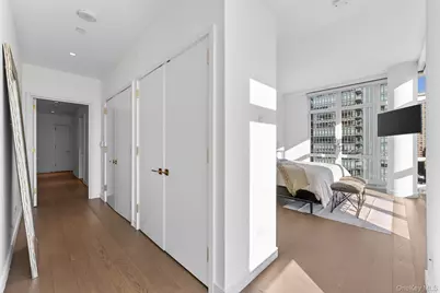 305 E 51st Street, New York, NY 10022 - Photo 16