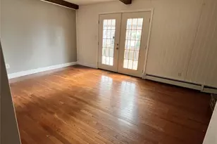 100 Lexington Ave, Holbrook, NY 11741 - Photo 4