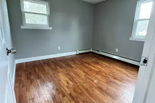 100 Lexington Ave, Holbrook, NY 11741 - Photo 14