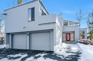 637 Long Hill Rd W, Briarcliff Manor, NY 10510 - Photo 36