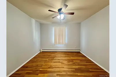 [Address not provided], Valley Stream, NY 11581 - Photo 8