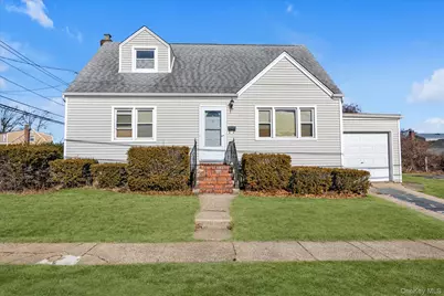 5 White Street, Valley Stream, NY 11580 - Photo 1