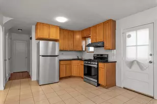 5 White St, Valley Stream, NY 11580 - Photo 6