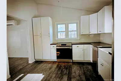 20 Princeton Street, Red Hook, NY 12571 - Photo 8