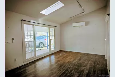 20 Princeton Street, Red Hook, NY 12571 - Photo 2