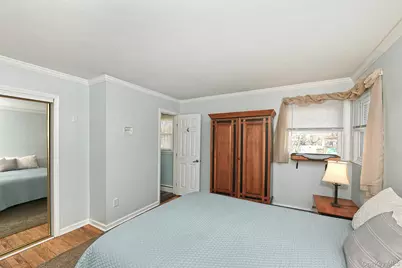 534 Hyman Avenue, West Islip, NY 11795 - Photo 14