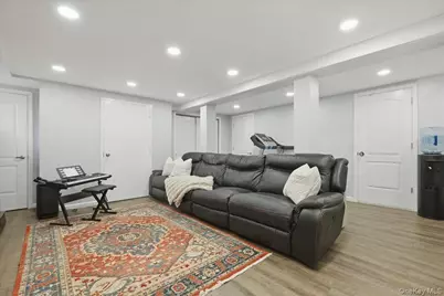 210 Clinton Road, Garden City, NY 11530 - Photo 24