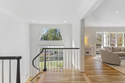 21 Kolbert Drive, Scarsdale, NY 10583 - Photo 14