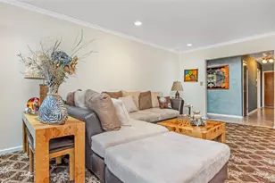 85-19 212th St, Hollis, NY 11427 - Photo 12