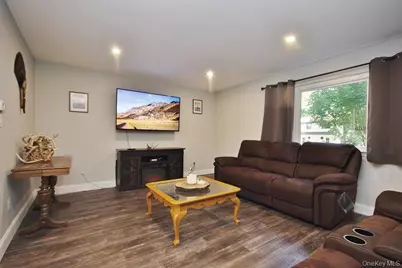 14 Somerset Drive, Suffern, NY 10901 - Photo 8