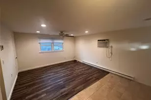 20 W Belmont St, Bay Shore, NY 11706 - Photo 6