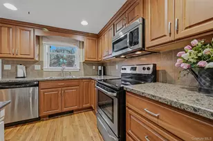 1 3rd St, Wading River, NY 11792 - Photo 8