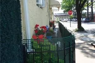 138-27 91st Ave, Jamaica, NY 11435 - Photo 36