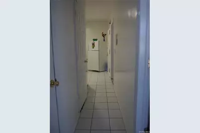 13827 91st Avenue, Jamaica, NY 11435 - Photo 10