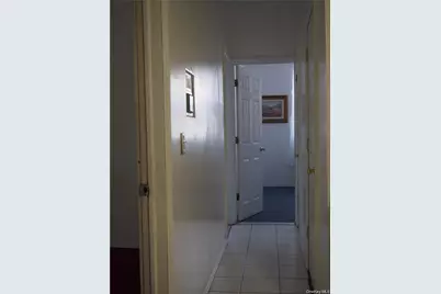 13827 91st Avenue, Jamaica, NY 11435 - Photo 28