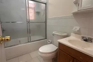 110-11 101st Ave, Richmond Hill, NY 11419 - Photo 16