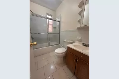 11011 101st Avenue, Richmond Hill, NY 11419 - Photo 2