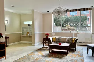 100 Lincoln Ave, Mineola, NY 11501 - Photo 18