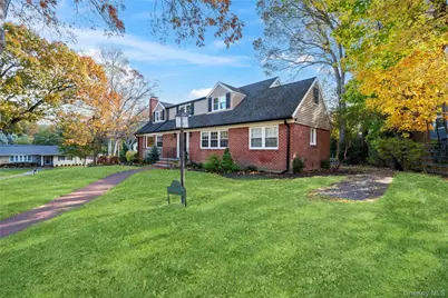 12 Mallard Cove, Centerport, NY 11721 - Photo 2